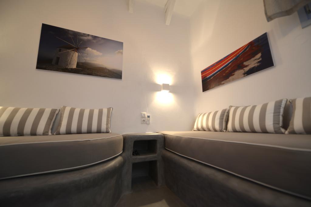 The Big Blue Hotell Ormos Aigialis Rum bild